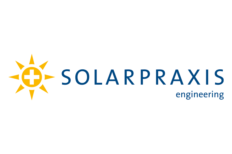 Schriftzug "Solarpraxis engineering" mit einer gelben Sonne und einem plus Zeichen daneben.